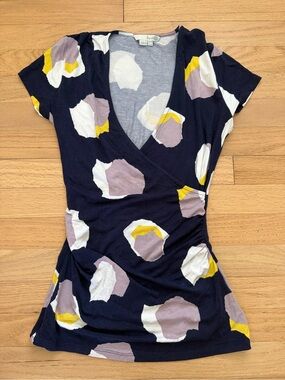 Boden Size 4 Stretchy V Neck Blue Geometric Print Wrap Short Sleeve Blouse